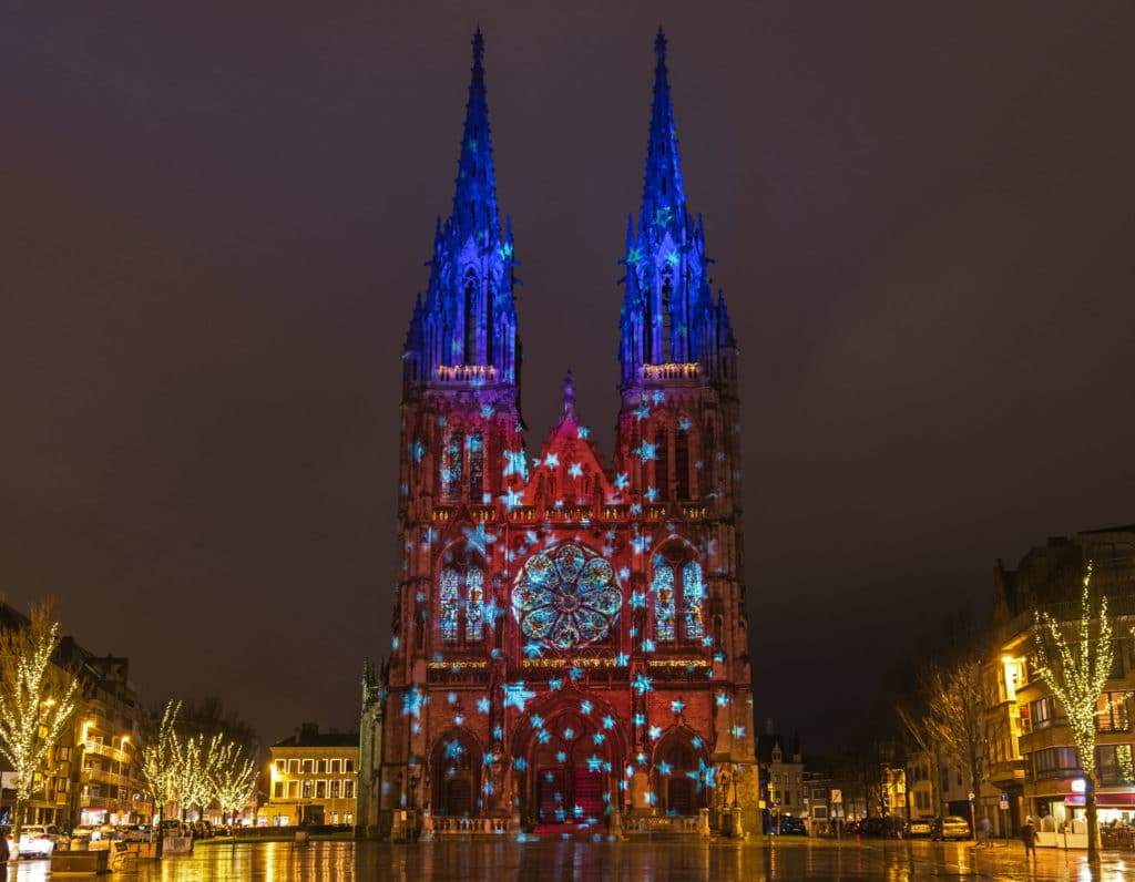 Christmas light projection on church in Ostend